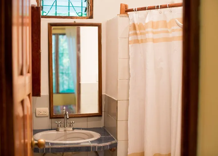 Retreat Bed and breakfast 3*